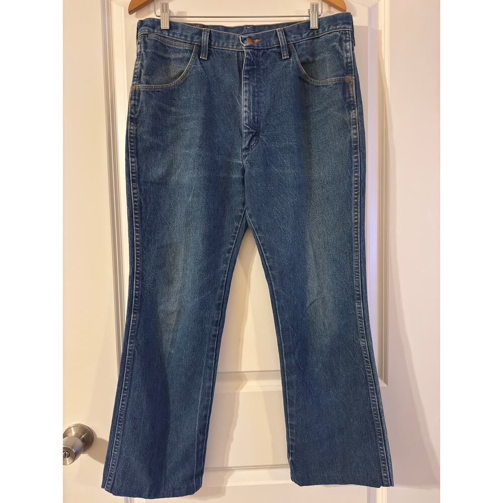 Vintage Wrangler Jeans Made in USA Blue Denim Cowboy Cut 36